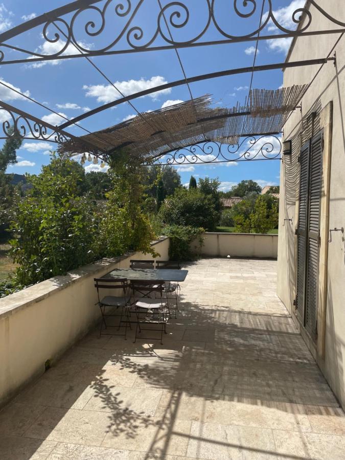 Appartement Dans Bastide A Saint Remy De Provence Esterno foto